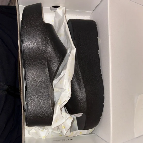 Lemon Jelly Black Women's Sandals - Picture 2 of 4